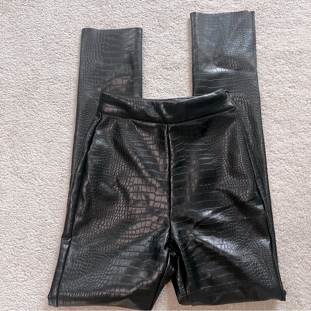 ANNABELLE High Waisted Croc Skinny Pant -black small